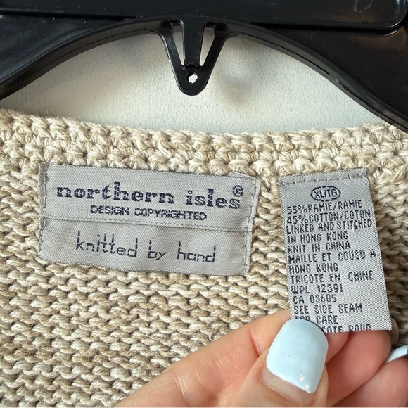 Vintage Northern Isles Hand Knitted Cottage Garden Scene Storybook Cardigan XL - Picture 2 of 6